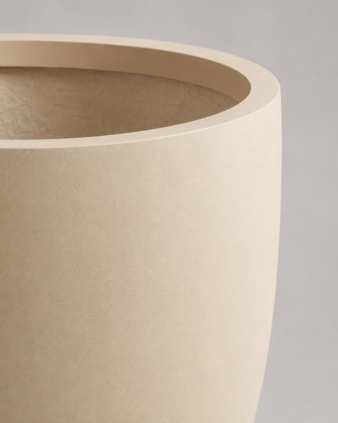 Soft Beige Fiber Clay Pot