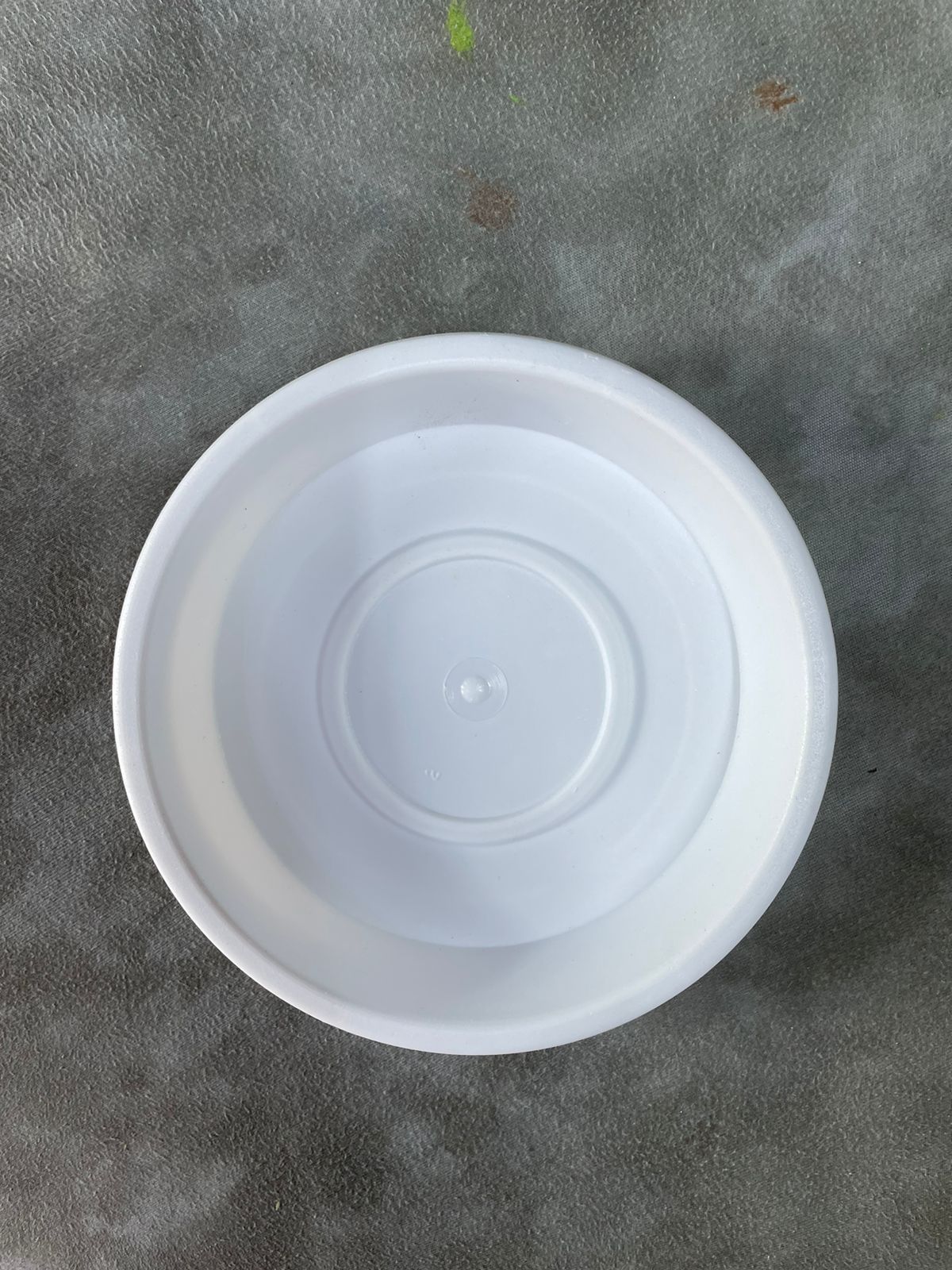 6" Plastic Saucer