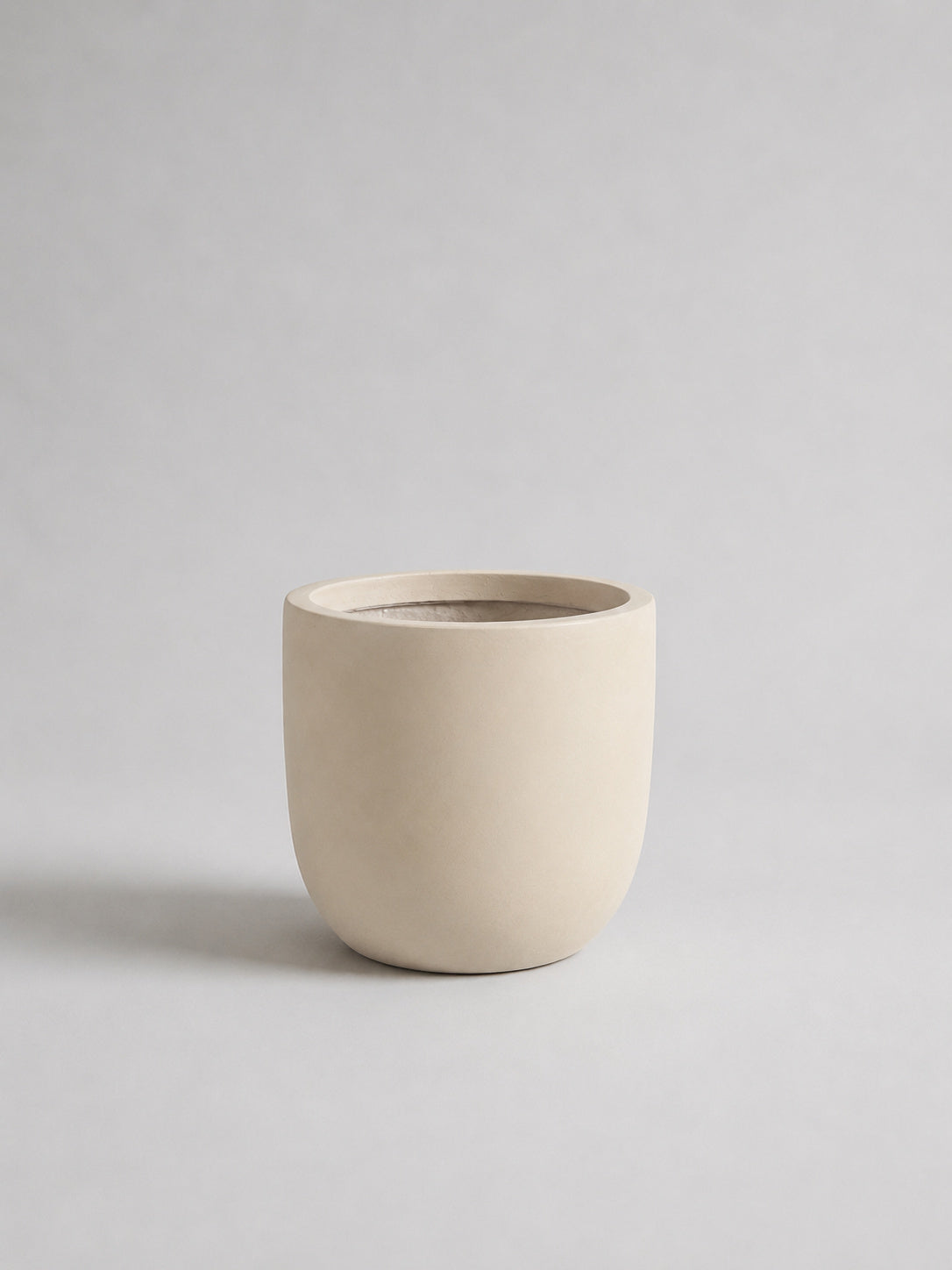 Soft Beige Fiber Clay Pot