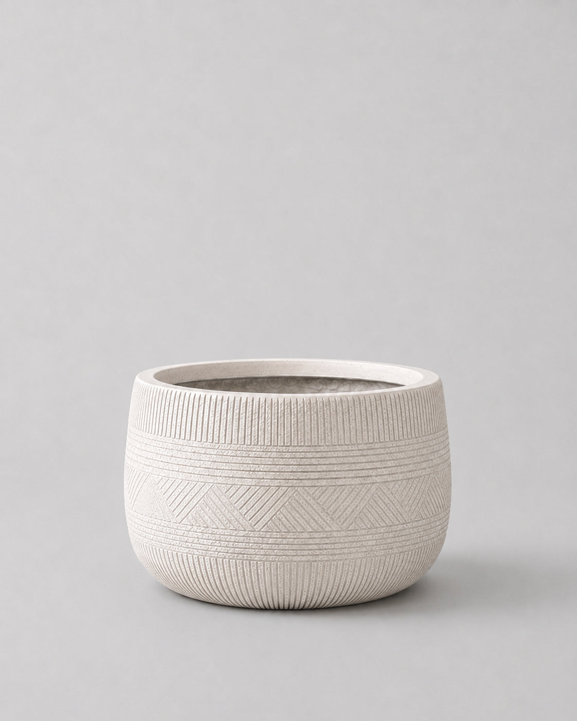 Textured White Fiber Clay Pots