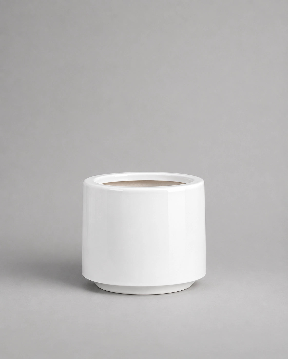 Nia Glossy White